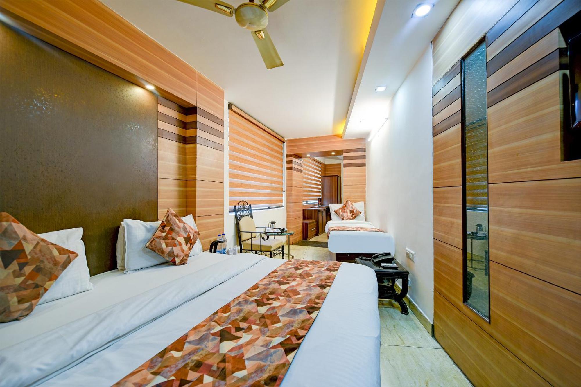 Hotel Le Grand - Walk-In From Rk Ashram Metro Station New Delhi Ngoại thất bức ảnh