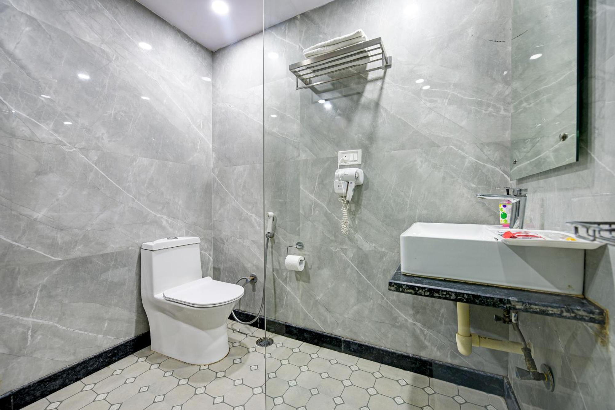 Hotel Le Grand - Walk-In From Rk Ashram Metro Station New Delhi Ngoại thất bức ảnh